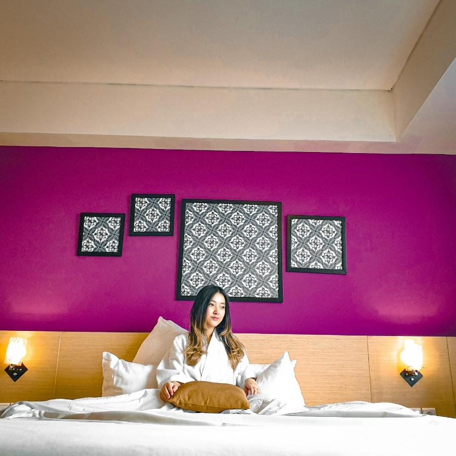 Grand Edge Hotel 4*