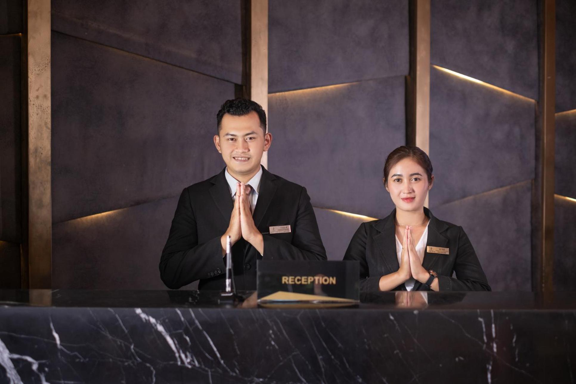 Grand Edge 4* Semarang