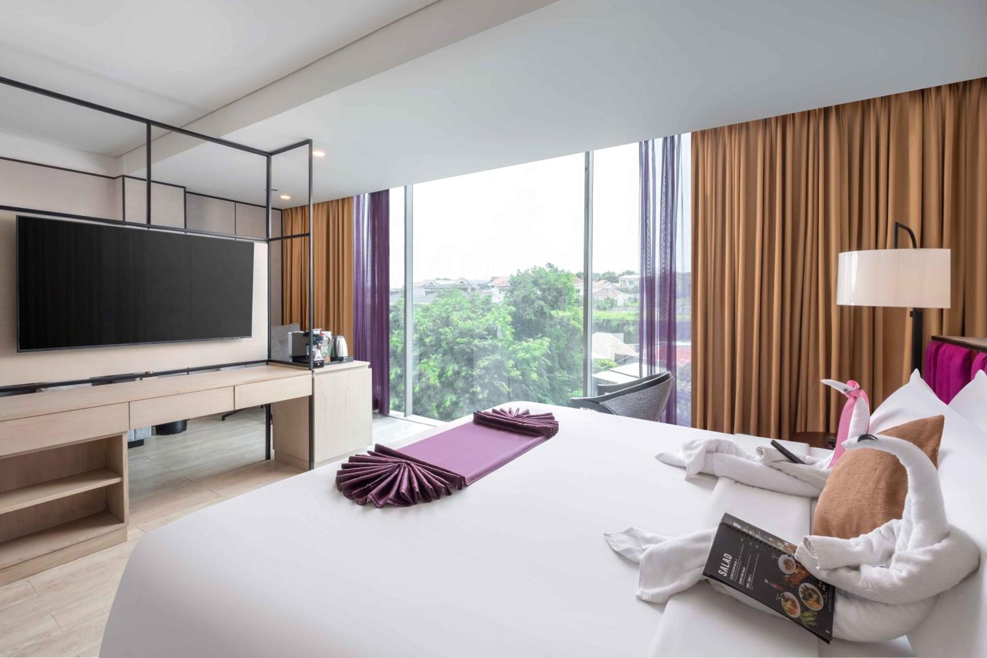 Hotel Grand Edge Semarang