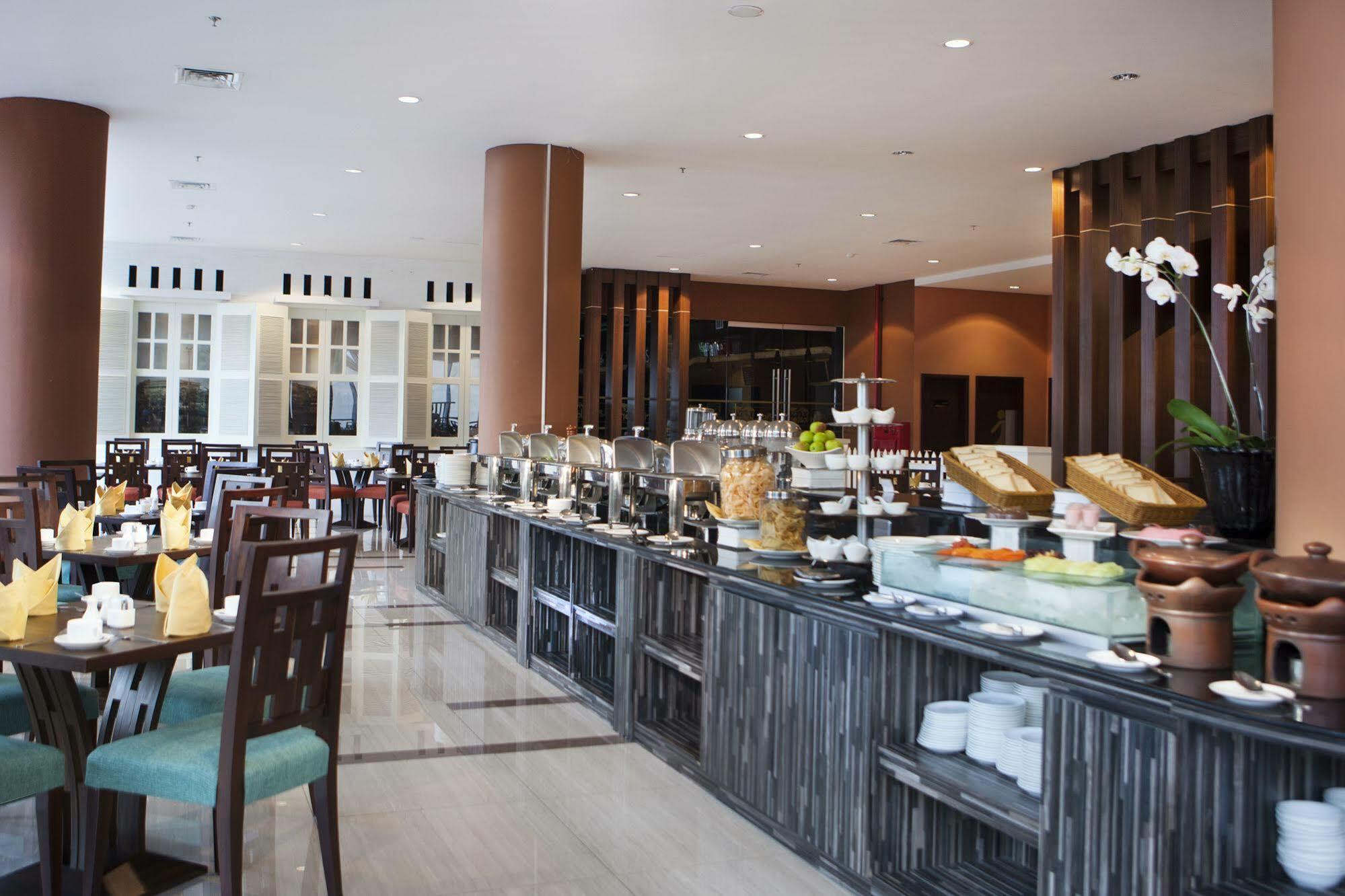 Hotel Grand Edge